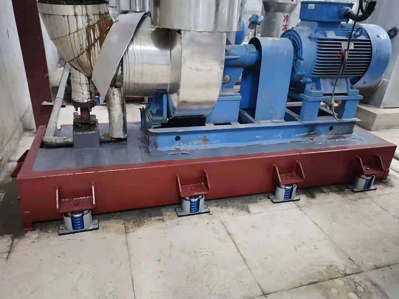 水泵旁托式減震器